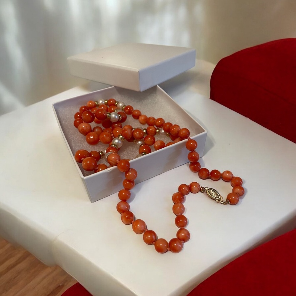Exquisite Vintage 14k Gold Polished Salmon Coral Cultured Pearl Beaded Necklace